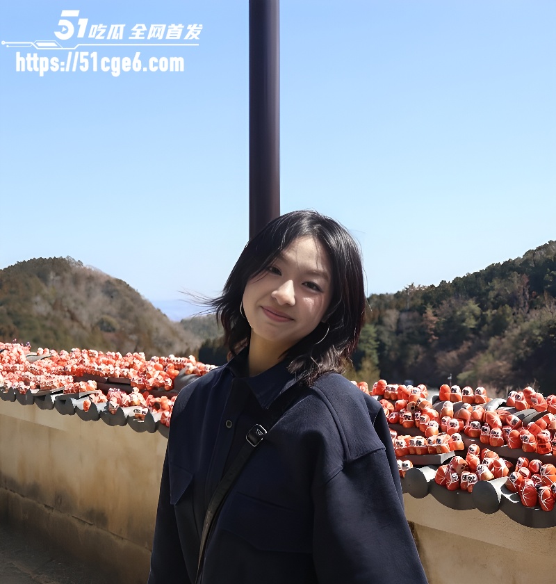 约炮大神独家曝光 探探猎艳旅游博主 约到线下开房 让其口交并颜射满脸！