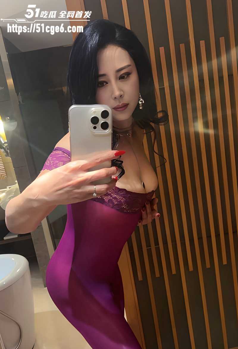 抖音少妇女网红安姨Julia约炮金主视频流出6