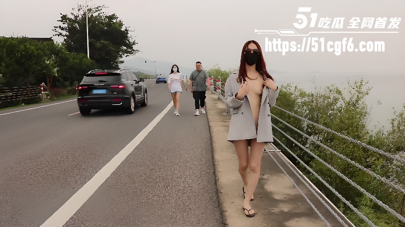长腿女神 Smaxskin 海边露出私拍 3