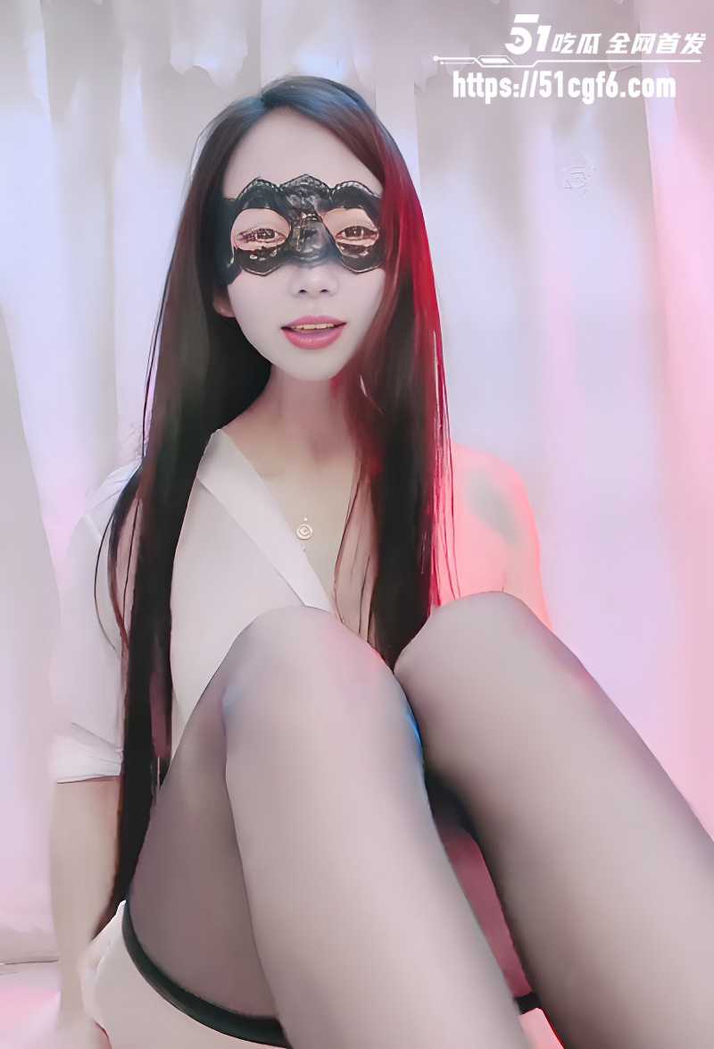 半糖毛毛姐黑丝玉足情趣自慰 3