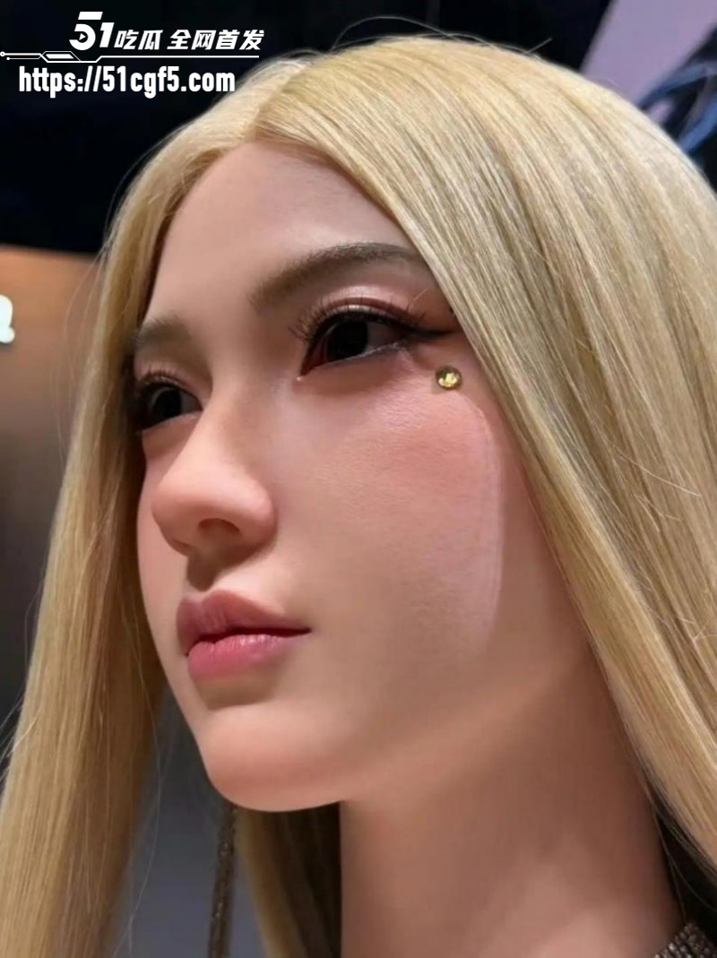 首款赛博伴侣超仿生机器人开始预售09