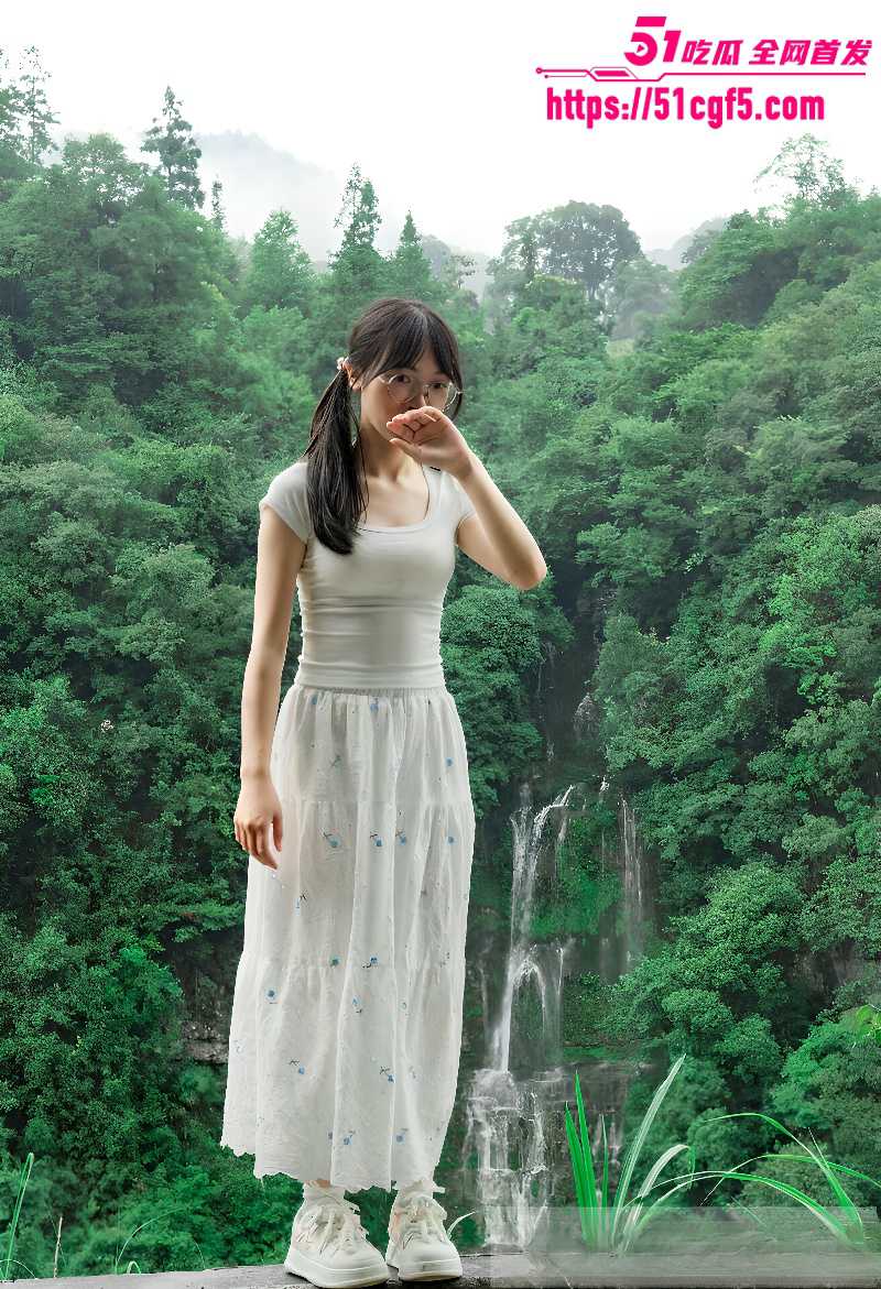 超嫩反差素人眼镜妹私人定制 2