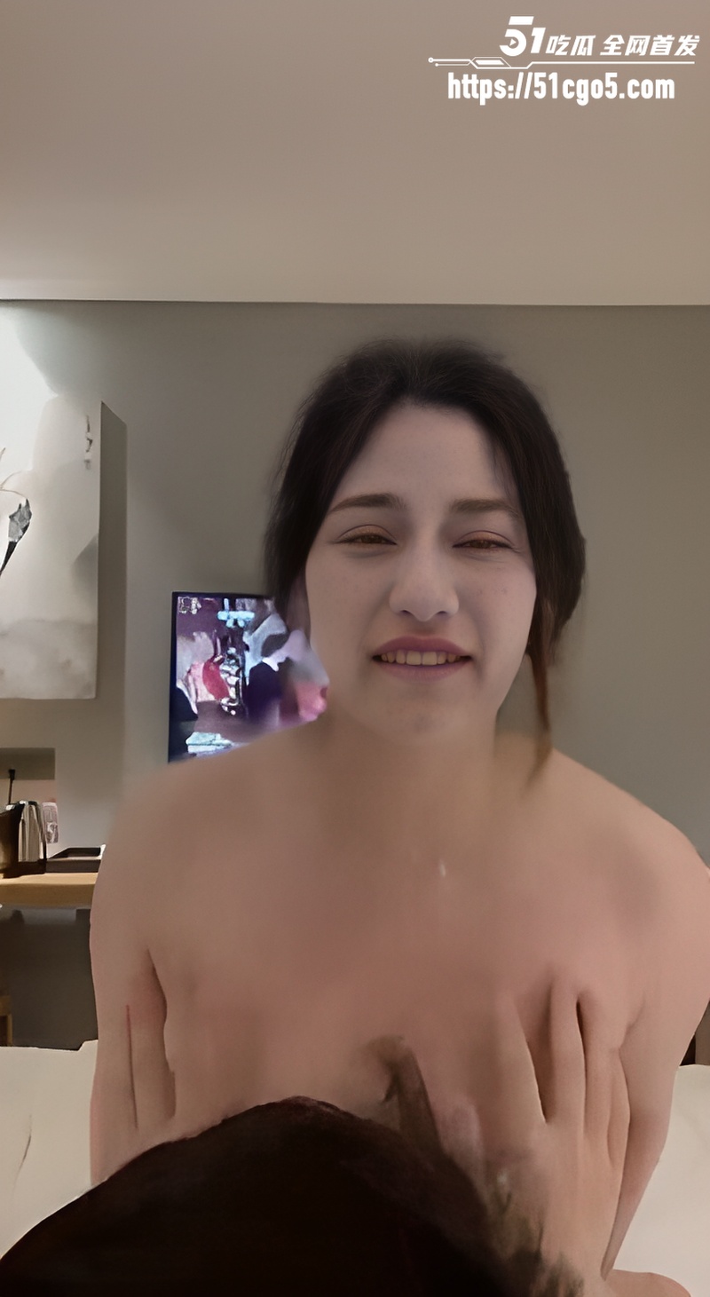 青岛少妇 李小猫 出轨自拍 5