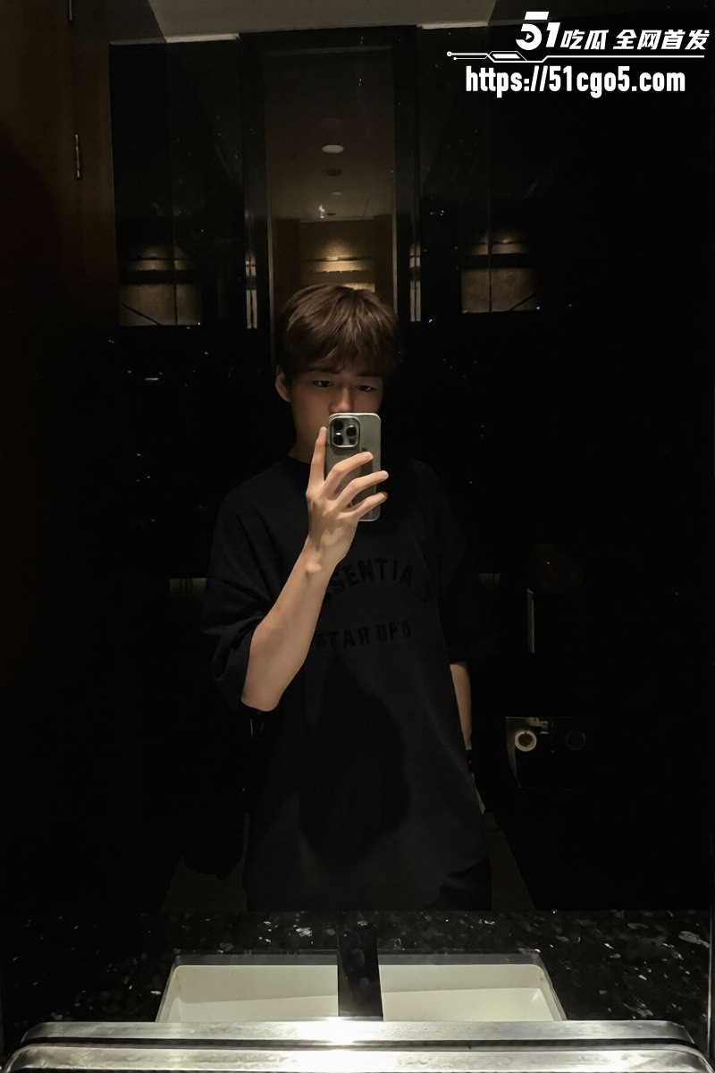 抖音网红天线小粉酱出轨约炮05