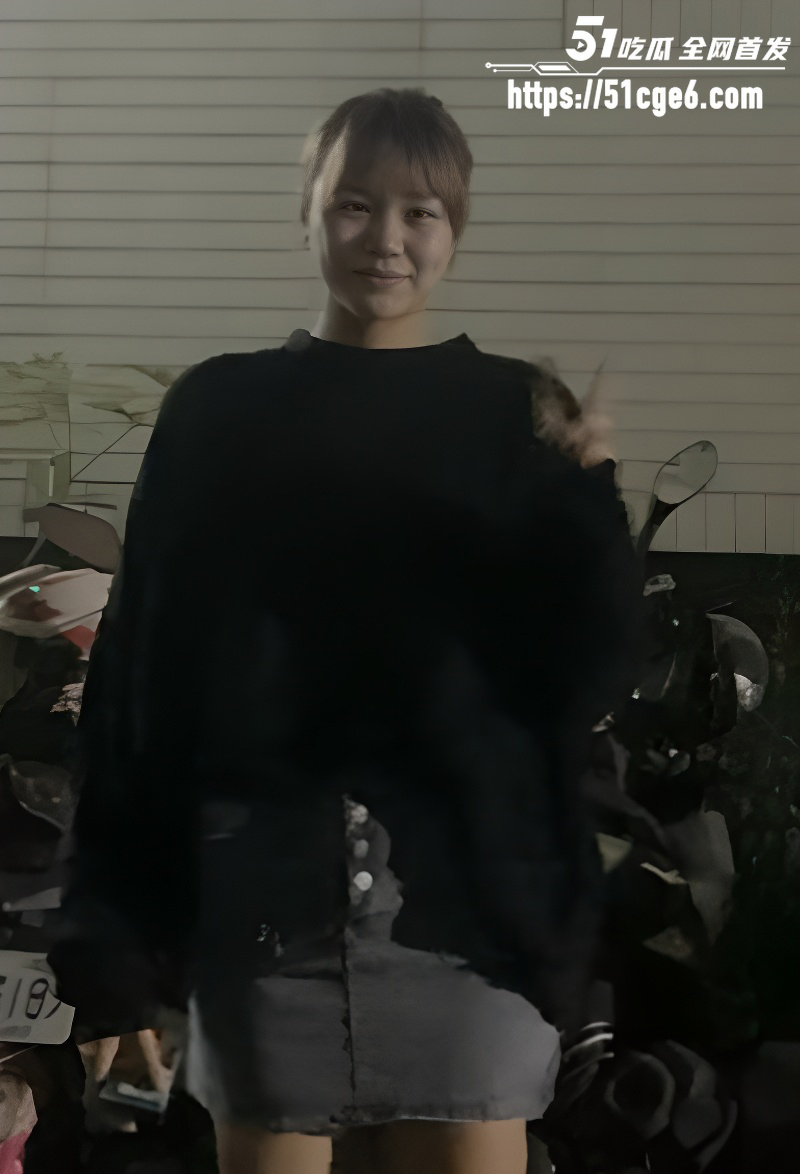抖音超反差齐刘海骚货小瑜自拍不雅视频流出6