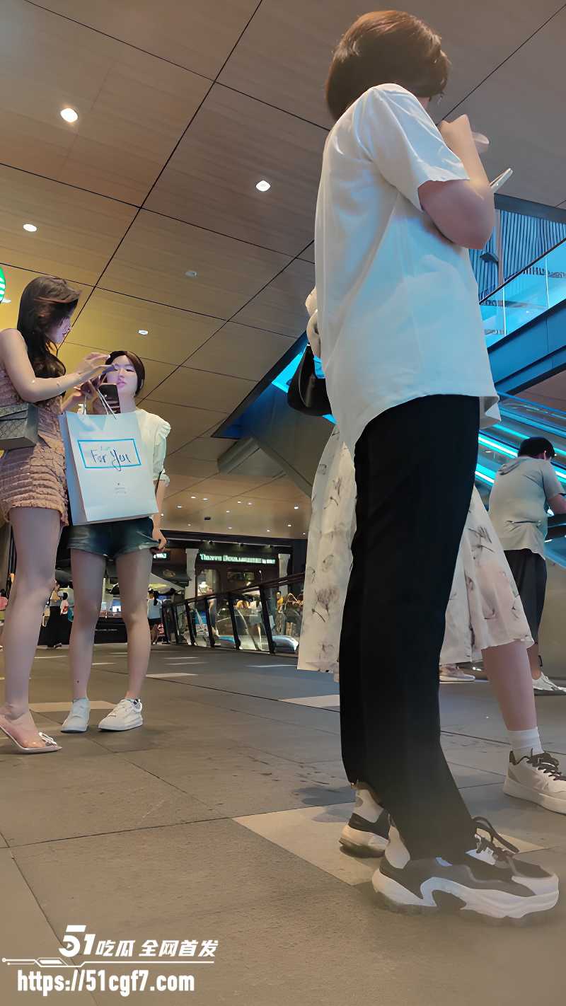 街拍抄底大神KXCD 8