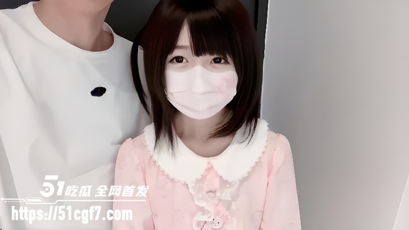 网红萝莉 白虎喵 福利新作 网恋面基公园野战 回到酒店多体位爆插骚穴