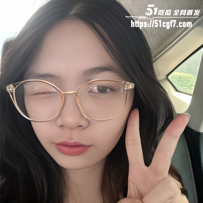 广西眼镜妹梁桦裸贷视频曝光03