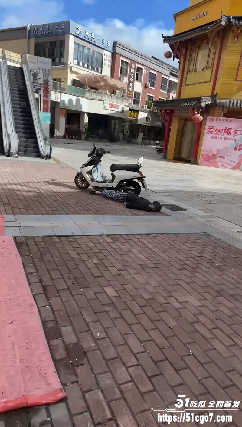 福建安溪十一中 纯爱战士猝死 拜金女友多次生理折磨 聊天记录让人杀心四起！