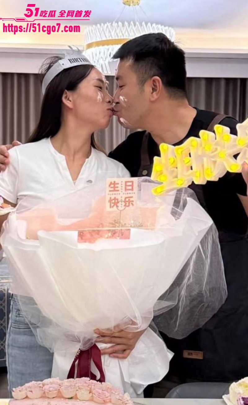 抖音网红刘大师李珍珍泰国私奔014