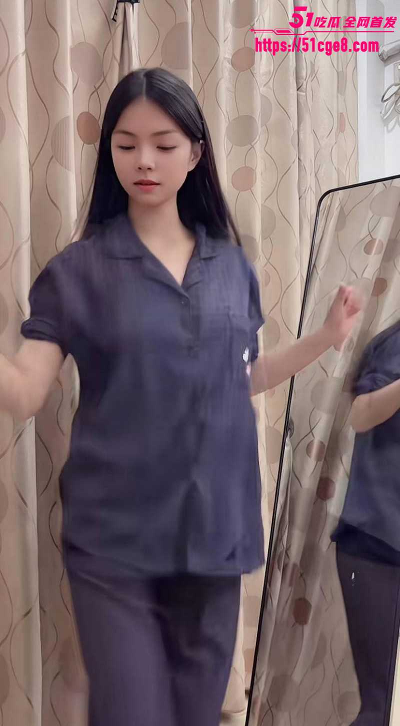 推特西西团队安慕曦户外露出04