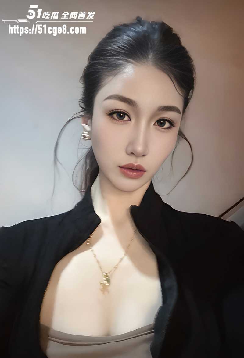 健身御姐 刘梓桐 被土豪征服 深喉口交技艺高超 极品蜜臀被金主狂插猛干淫叫连连！