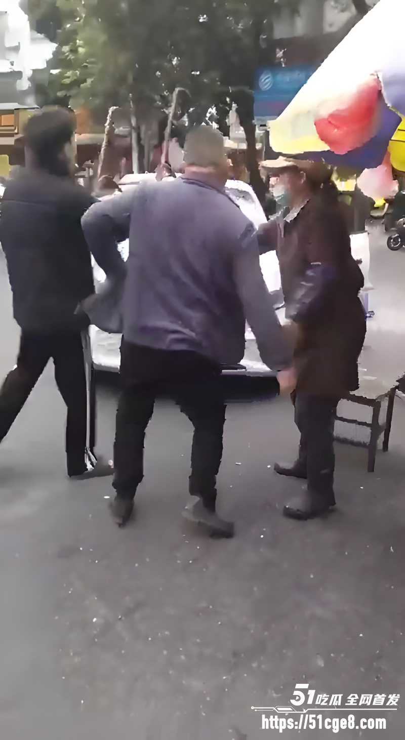 广西鑫宏东海蔬菜批发市场 9