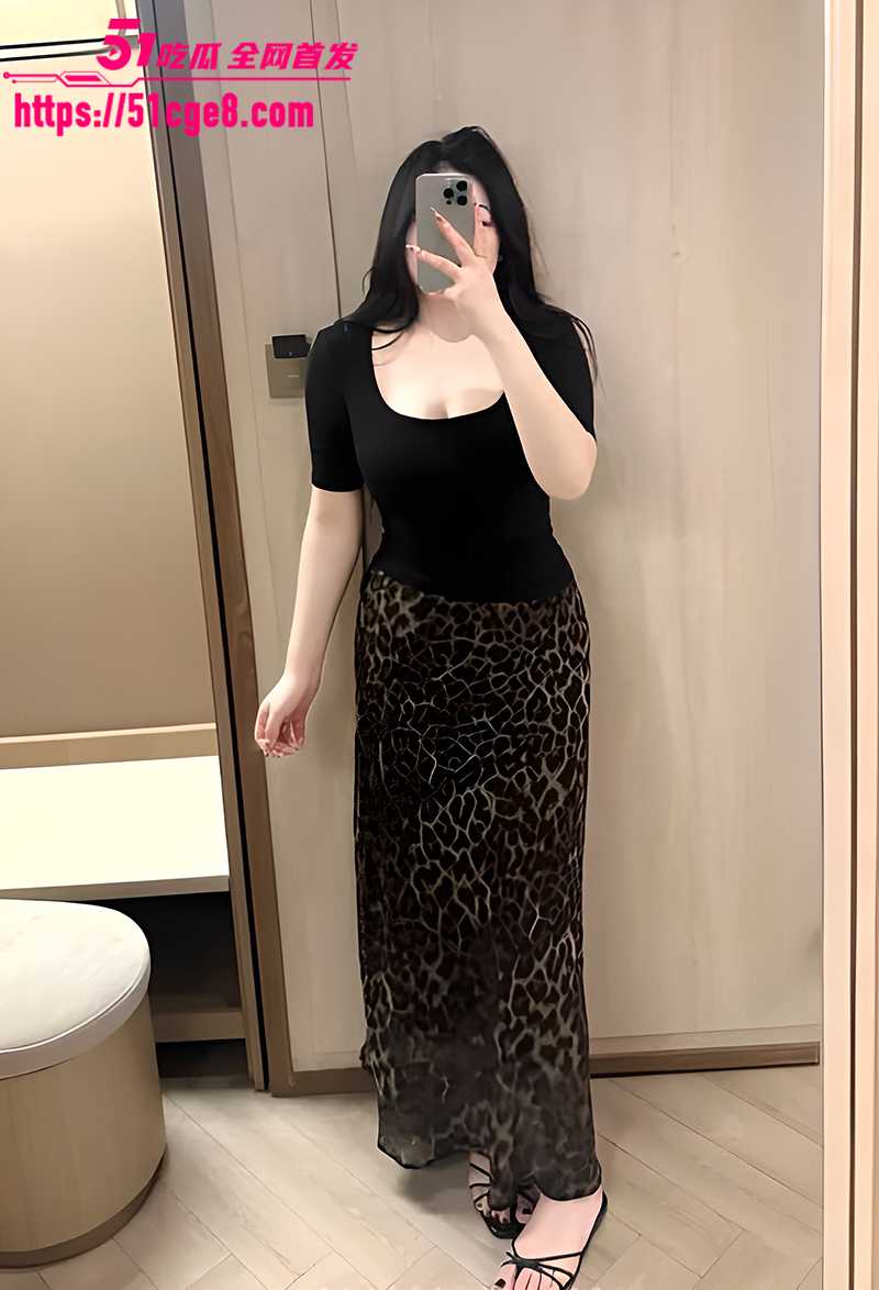 理发店老板娘乱伦视频流出 5 拷贝