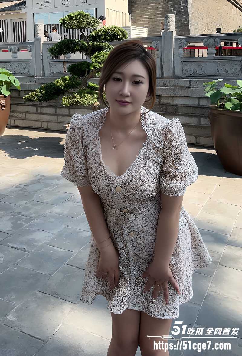 大连少妇 孟清雨 露脸私拍 扮JK跪舔骑乘 穿黑丝猛插爆操 画面激烈堪比日本AV