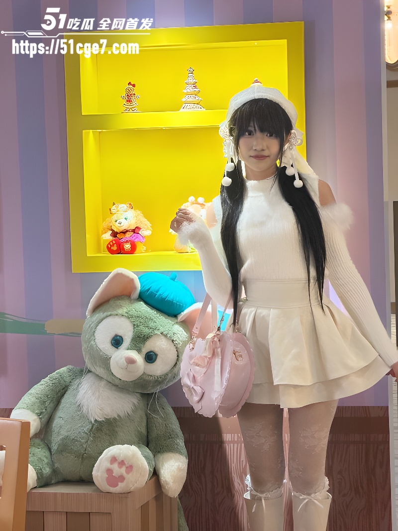 广州反差御姐 白思瑜 性爱私拍泄密 饥渴骚婊全程露脸 性感丝足迎合浓精爆喷
