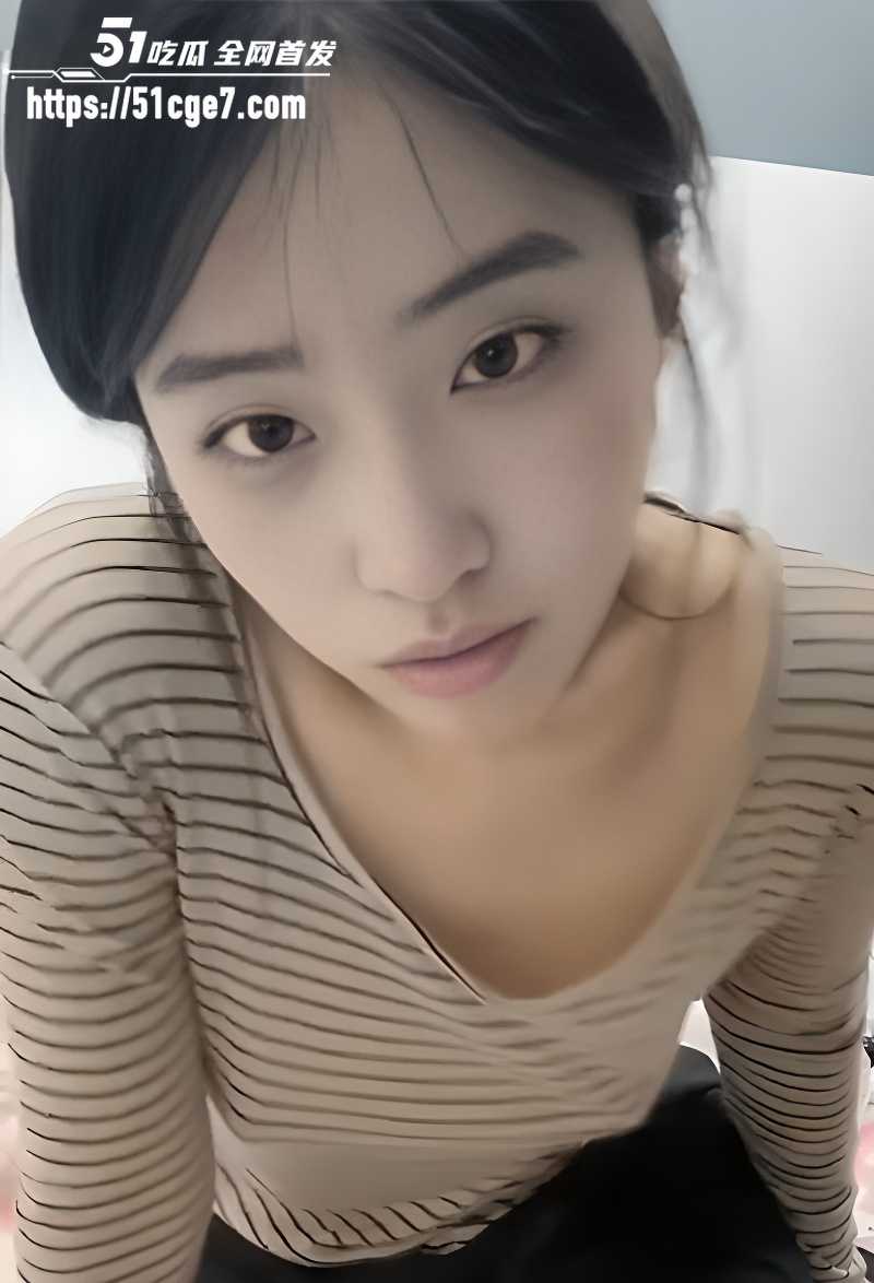 快手抖音各大女神闪现漏点合集 4