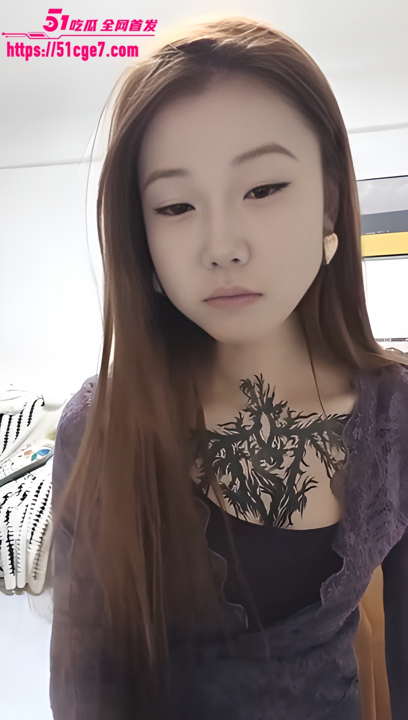 高颜值花胸辣妹 碧梨付洁 自慰大秀 玩具狂插肥美馒头逼 酥胸晃动诱惑满满