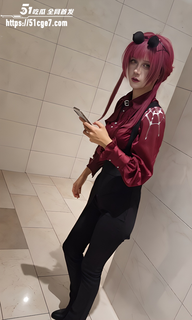 漫展女厕偷拍多位性感coser 怼脸特写反差瞬间 肥美鲍鱼暴力喷尿