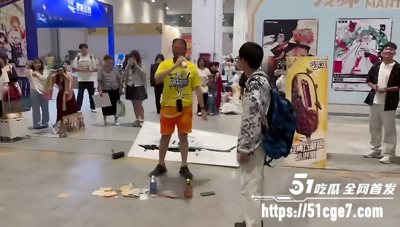 漫展惊现抽象艺术 5