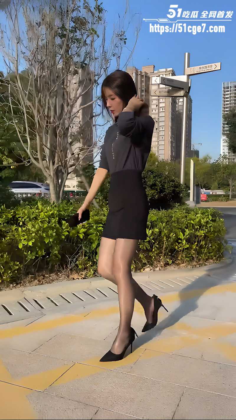 抖音网红柒柒最新福利视频 3