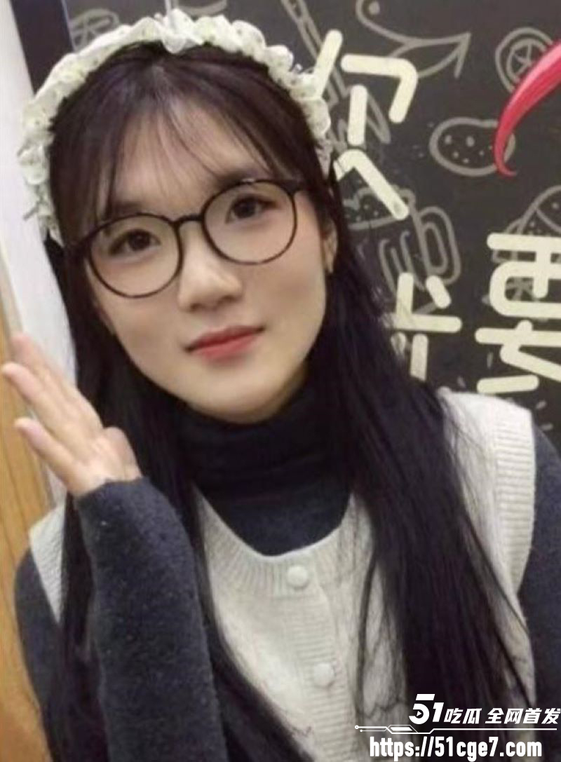 抖音网红不吃汉堡假单身人设翻车 5