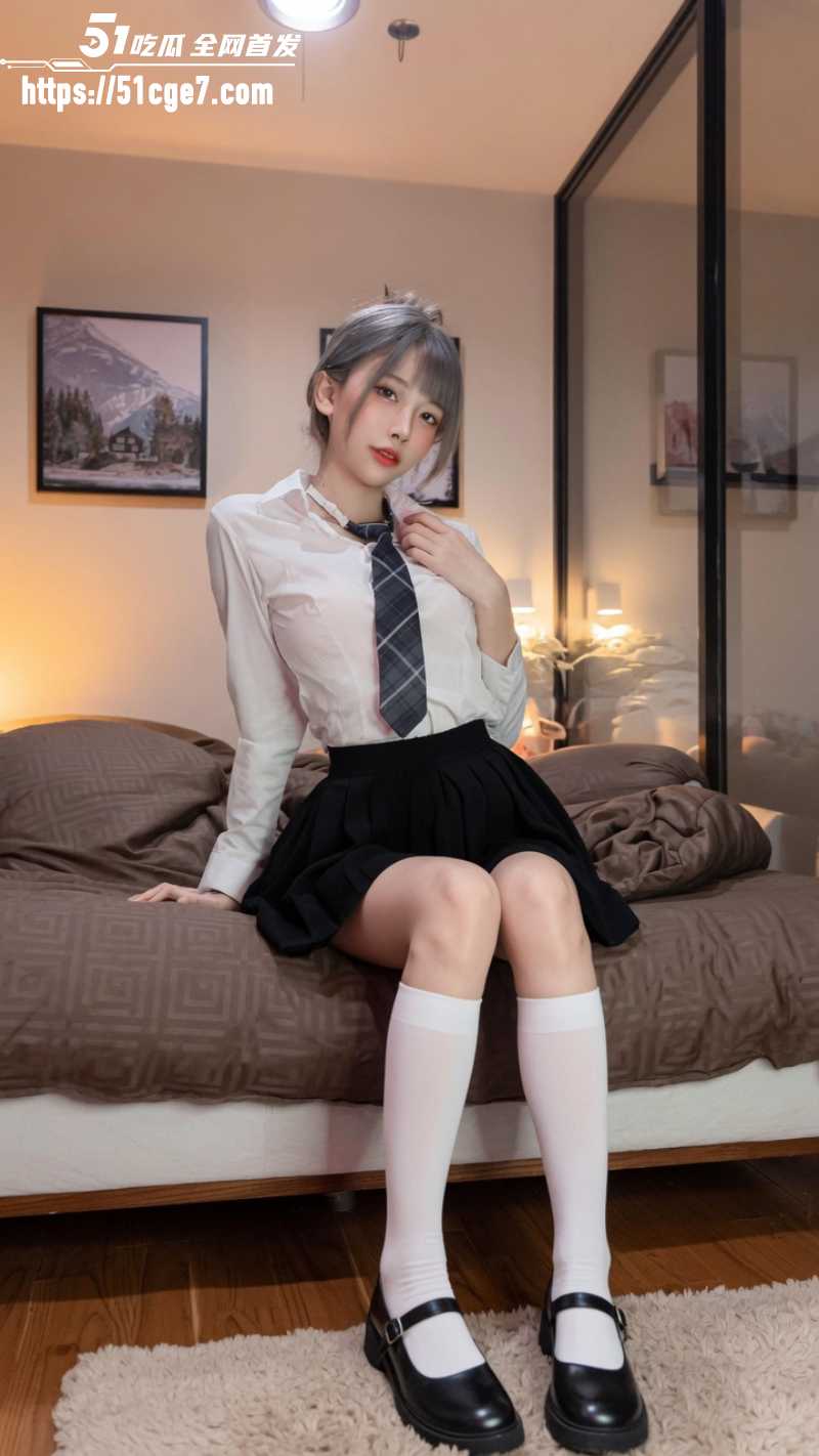 北京神颜纹身婊 卖身视频被金主曝出 白虎穴和圆润乳型堪称极品 这谁能扛得住？