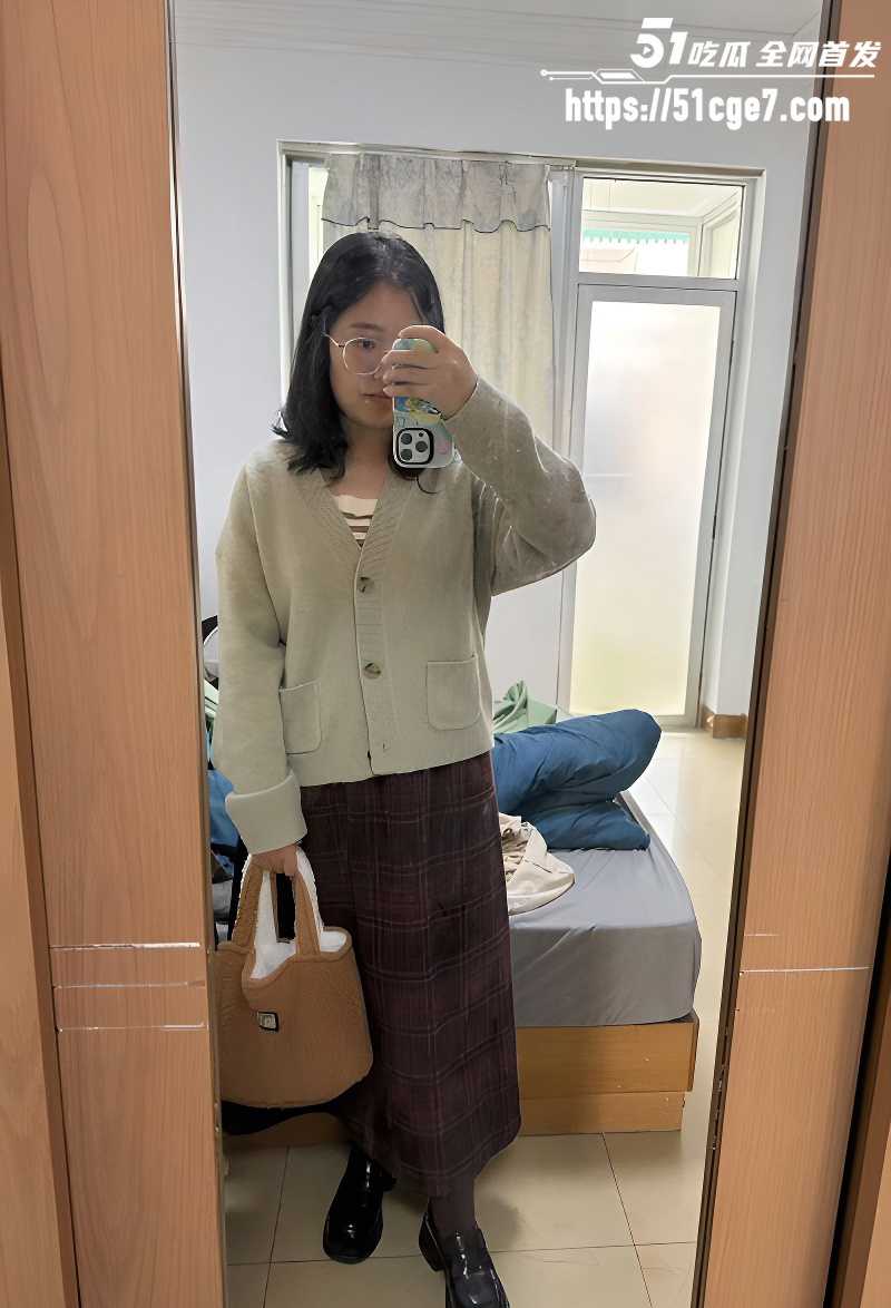 广西南宁体制内人妻陈茹冰不雅视频流出 4