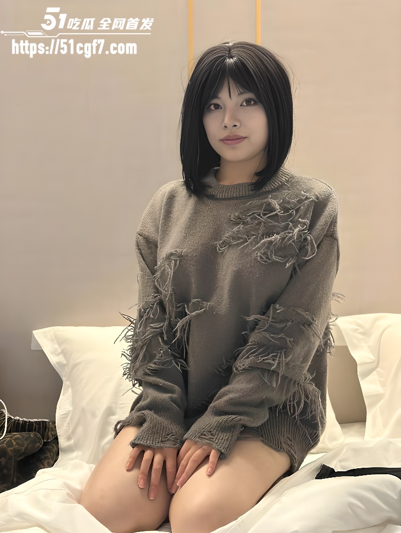 极品高颜值美女 性爱自拍 被金主调教亵玩 后入猛干骚穴奶子超大！