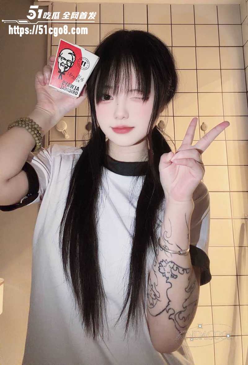 杭州19岁童颜巨乳嫩妹乔荞性爱视频流出 2 拷贝