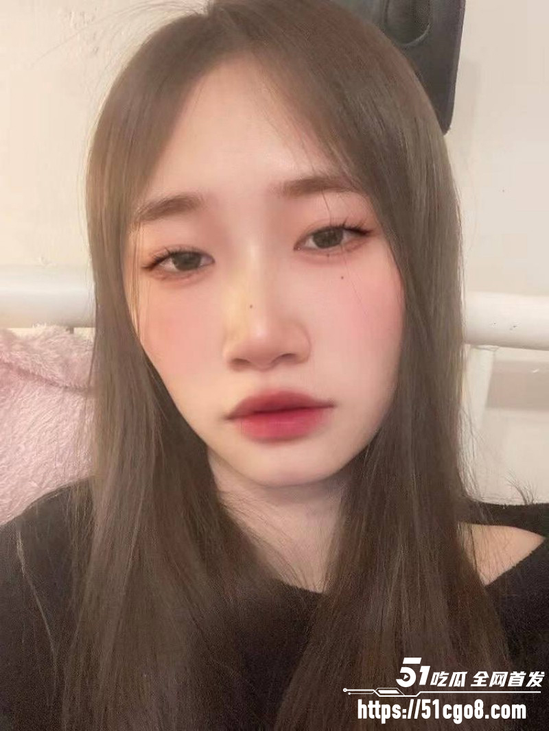抖音男网红雨梦被曝聊骚操女粉010