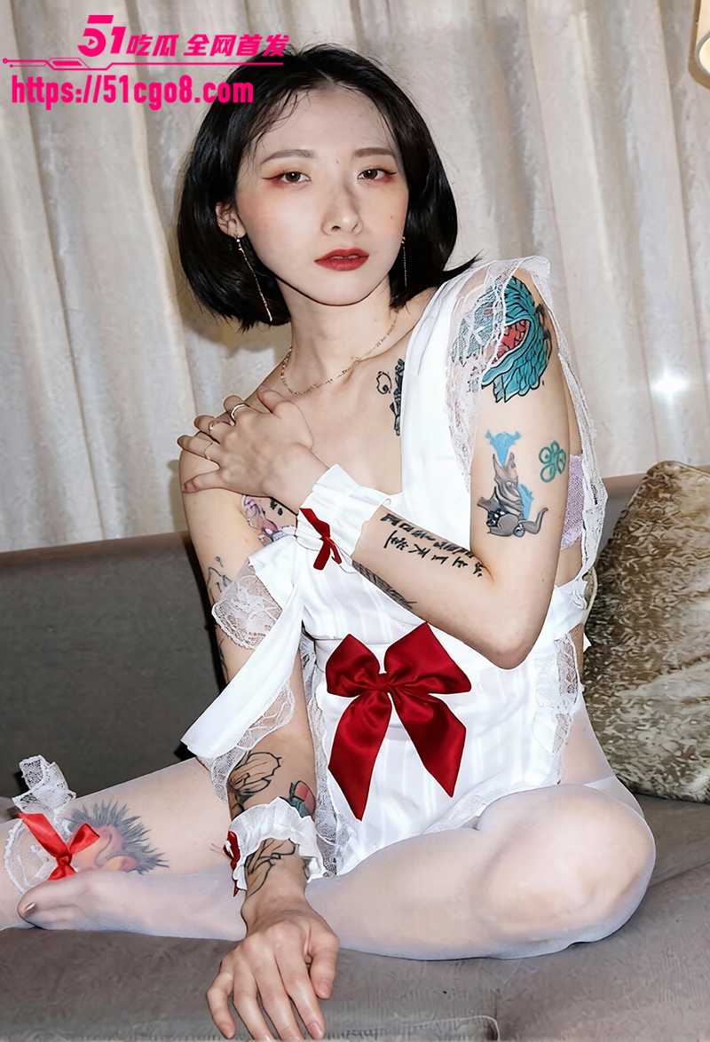 反差眼镜婊 林慧君 情侣泄密 露脸自慰舔穴内射一镜到底 扣精画面淫到极致