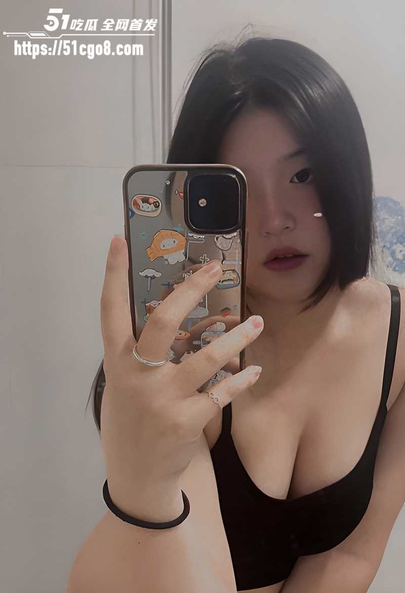 台湾元智大学财经系巨乳反差婊芷晴 露脸自拍曝光 2 拷贝