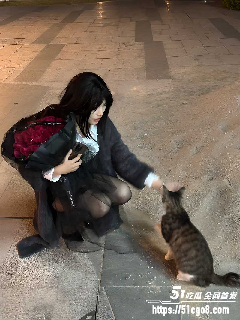 极品素人 身穿女仆装诱惑男友 跪地口交大屌 直接被被驯服成纯欲母狗
