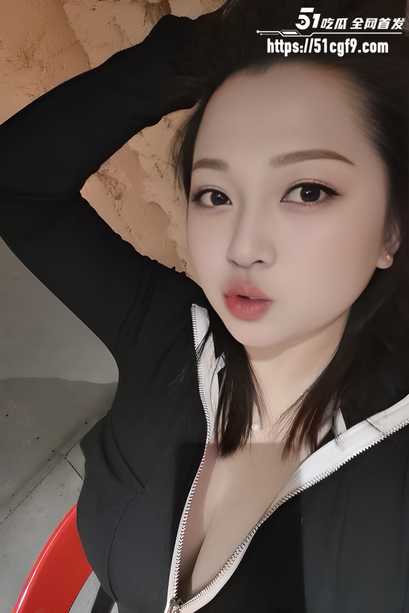 旅游博主 广西猎艳BBW少妇 罗静 酒店大战三天三夜 水滴大奶特别养眼！