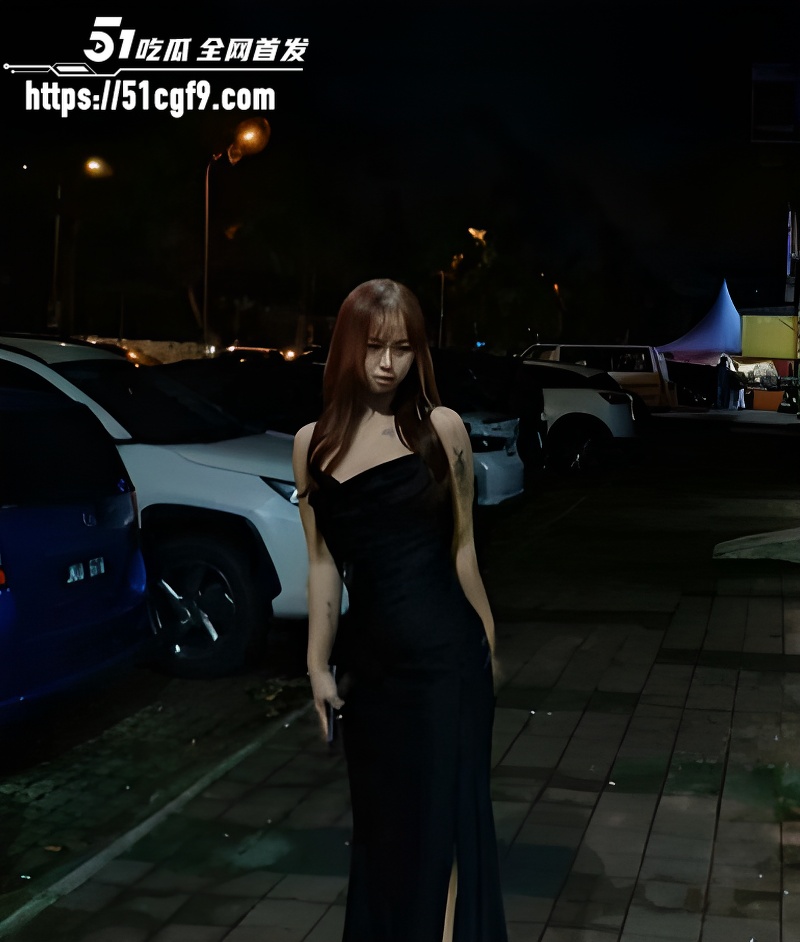 纹身巨乳小太妹 2
