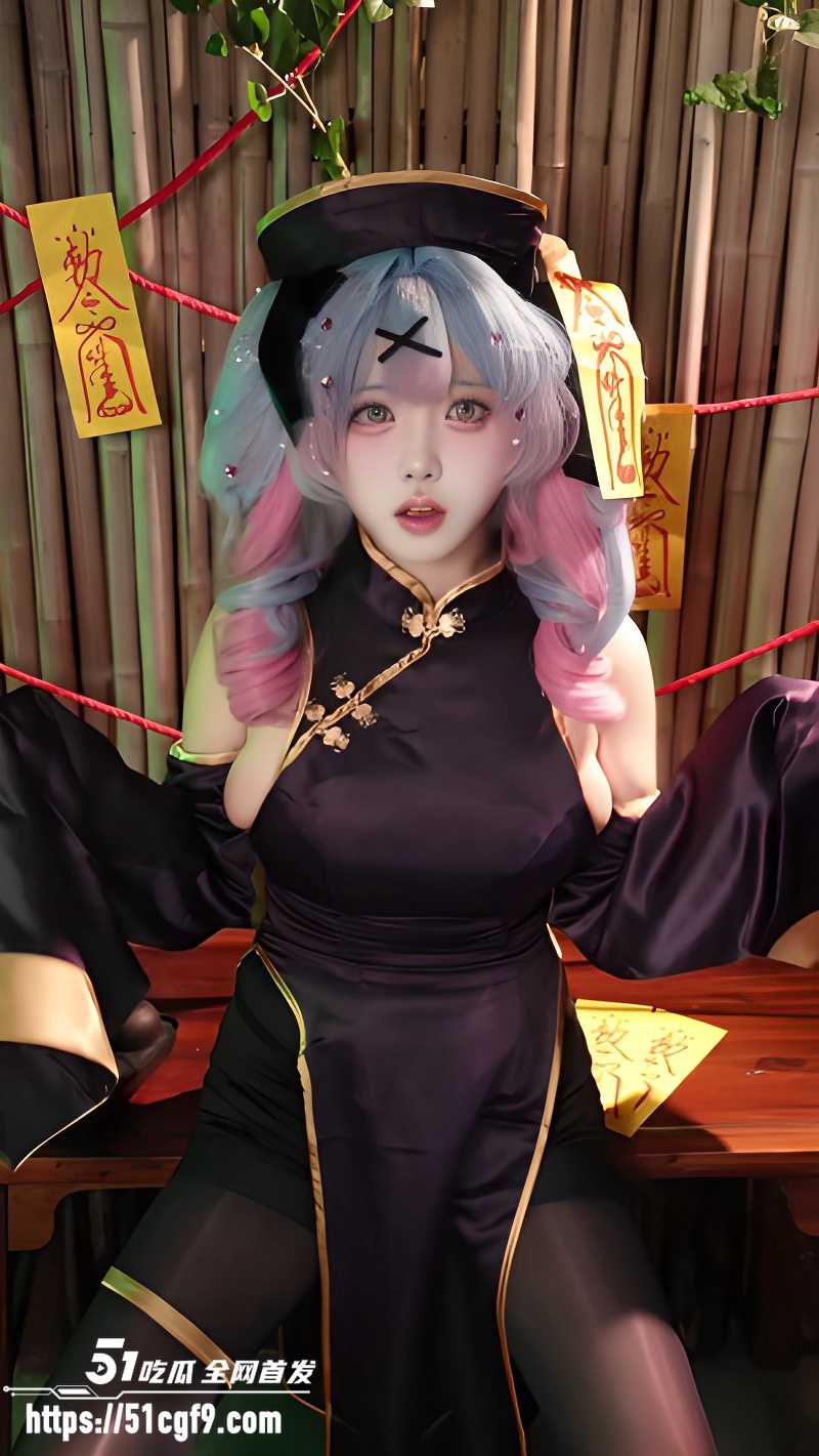 巨乳甜妹 筱田甜 cos僵尸娘写真 身穿黑丝制服白虎蜜穴诱惑 搔首弄姿魅惑撩人！