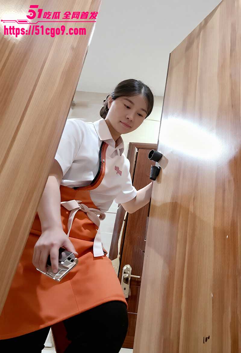 商场女厕偷拍精选 完美收录各型肥鲍 翘臀蜜穴超近怼拍 偷窥放尿刺激上头