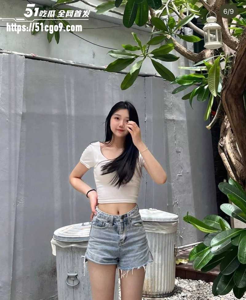 台湾明新科技大学芽芽被金主包养02