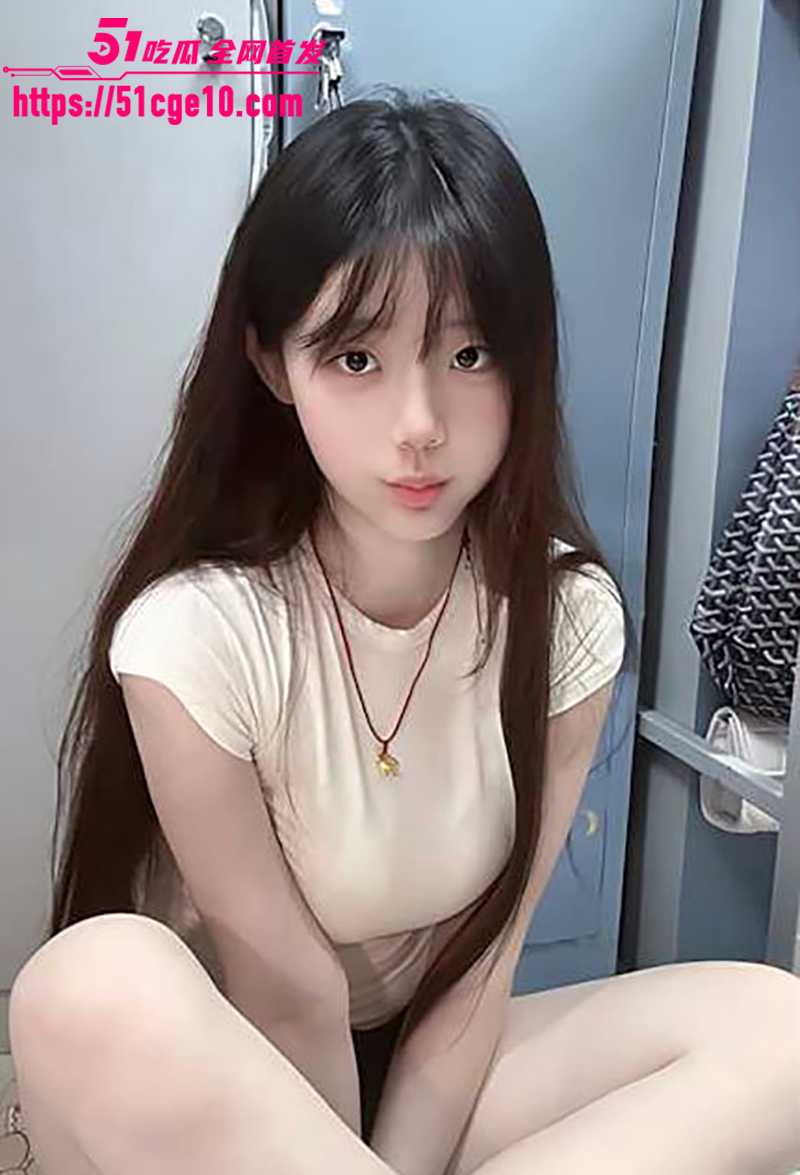 海角博主喜欢表姐的男人乱伦视频流出3拷贝