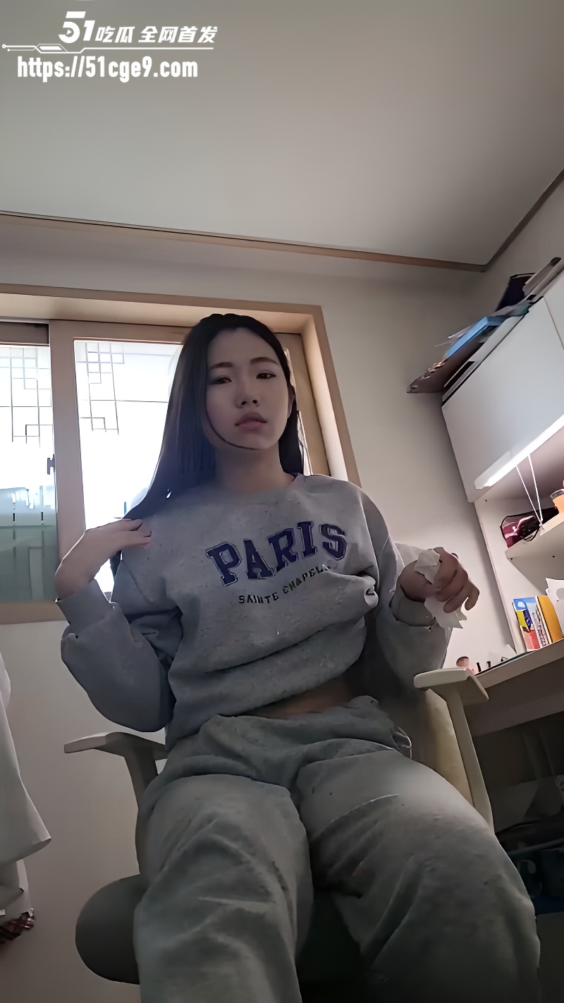 韩国大叔系列 约啪极品学生妹 车震楼梯间 轮流把嘴当飞机杯