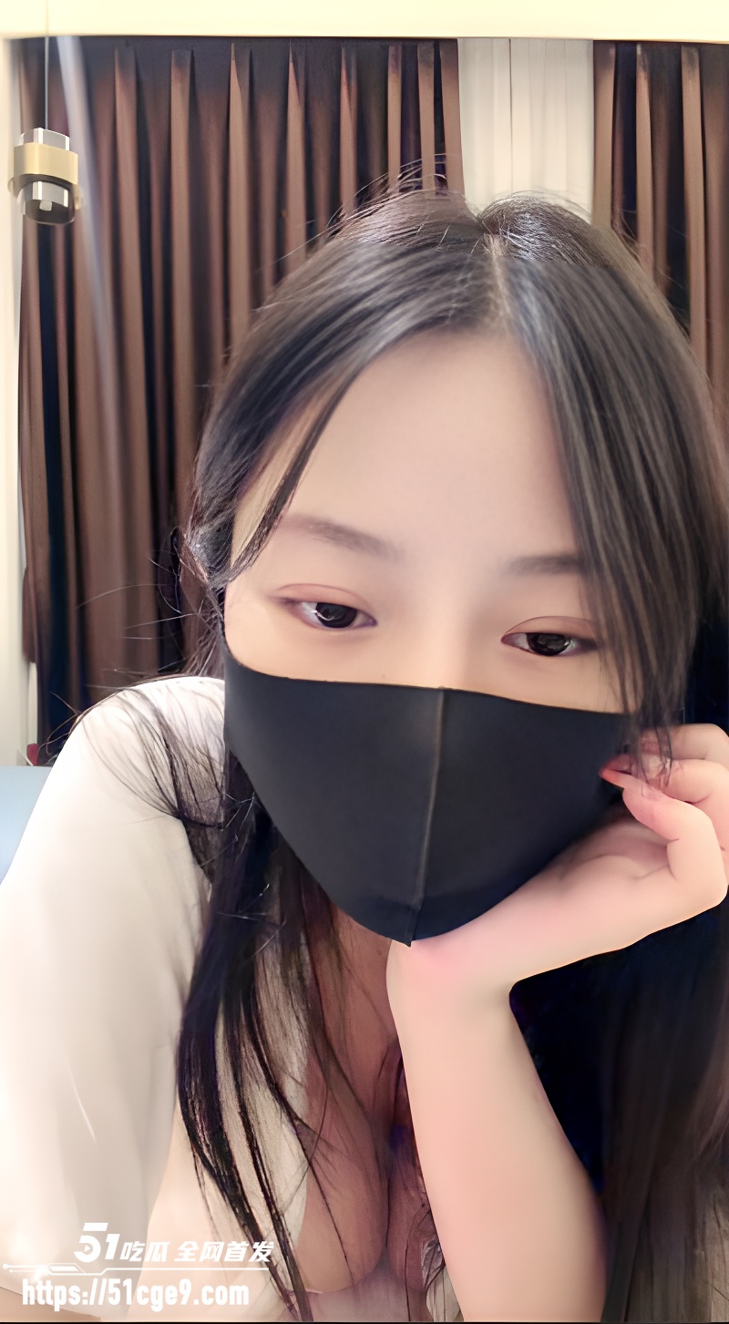 气质女神 03少女糖宝 下海卖淫 深喉口交精液灌满口腔 自慰玩穴体验痉挛高潮