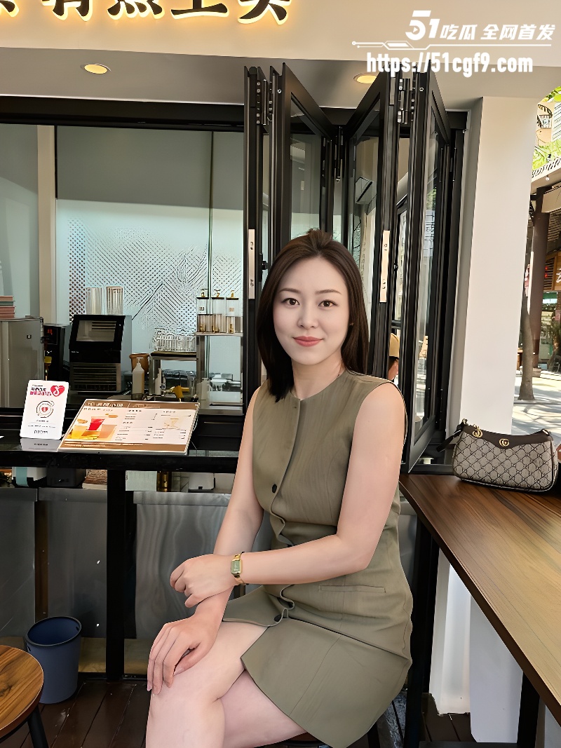 辽宁淫妇 郑茹钰 性欲强悍出轨成性 勾引老公兄弟无套做爱 这骚劲太足了！