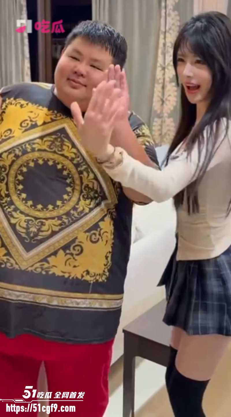 大胃袋良子 绯闻女友们系列 AI魔改第一集 粗短蝉蛹对镜猛攻 焦黄浓精深灌宫腔！