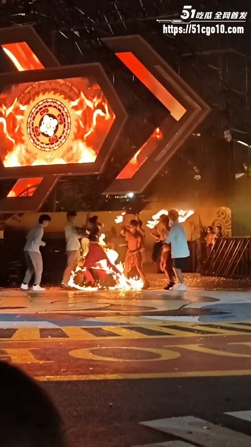 徐州乐园火裙舞事故 3