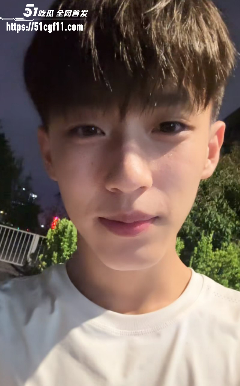 抖音网红刀斩两断骗钱骗炮02