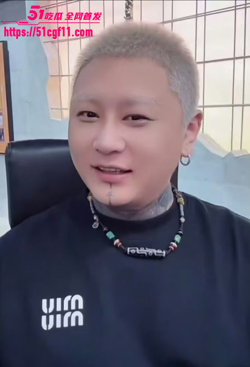千万粉网红方丈直播自曝婚内多次出轨1 4