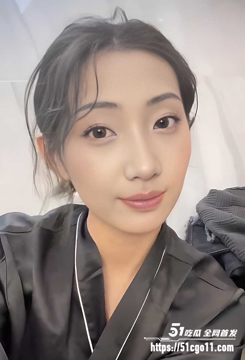 昆明冷艳人妻李佳纯调教私拍 6 拷贝