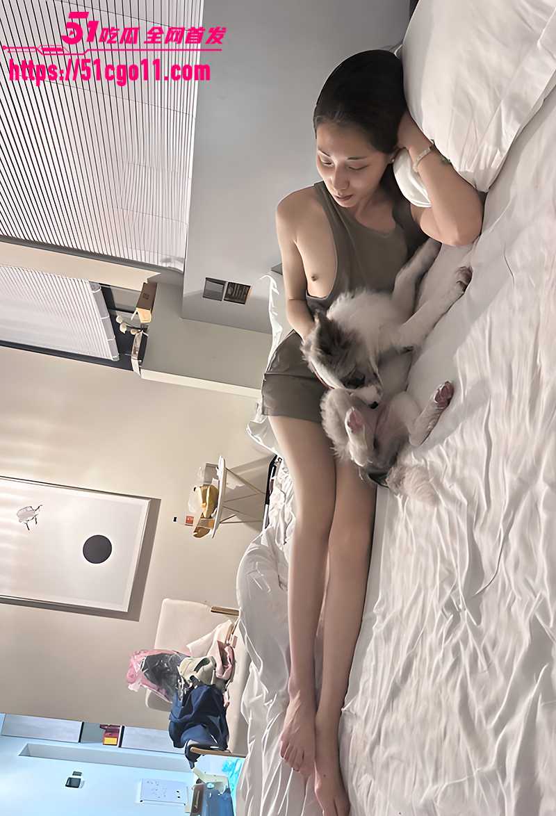 昆明冷艳人妻李佳纯调教私拍 9 拷贝