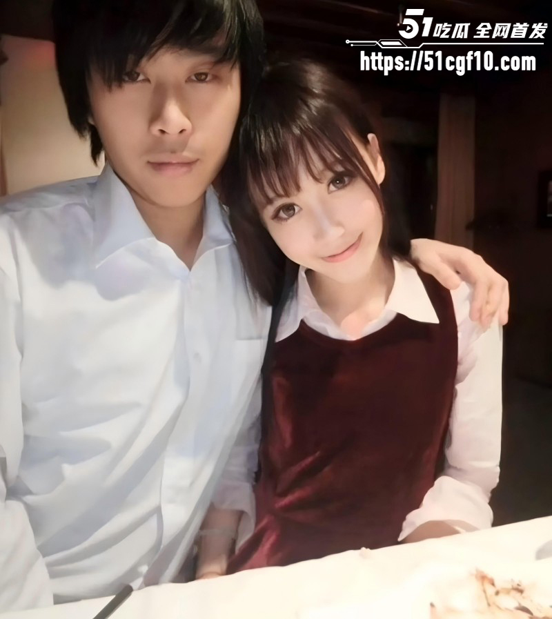 卢本伟闪婚巴旦木公主高调晒证014